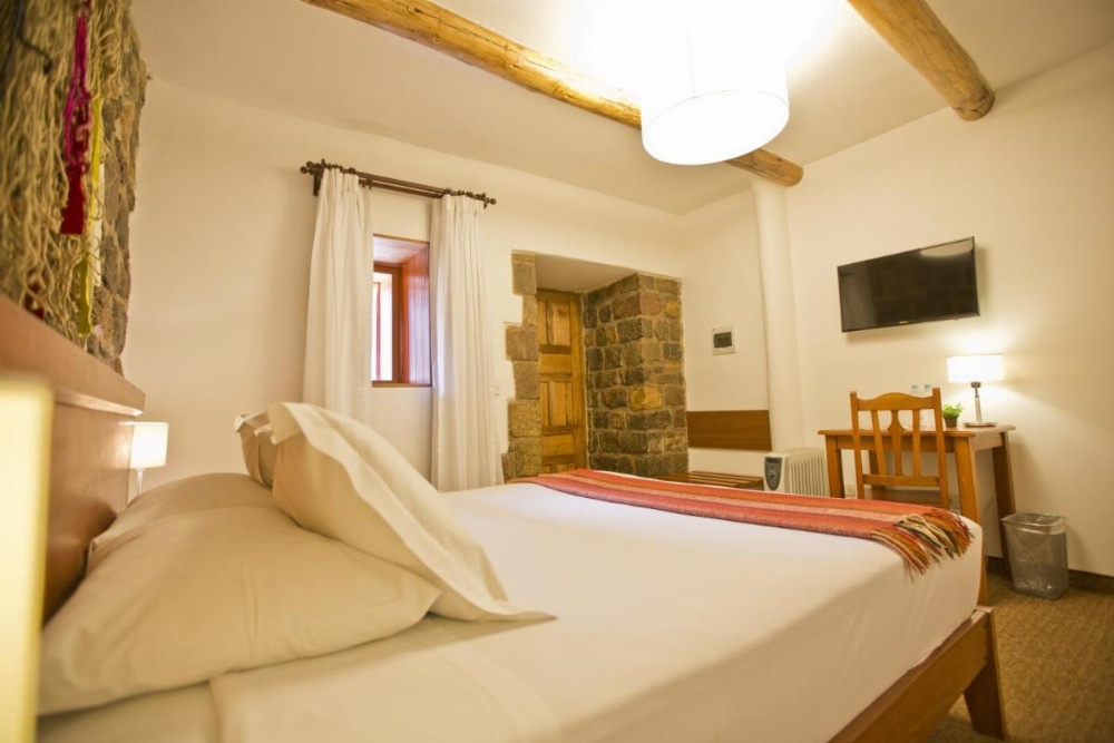 Room image 4