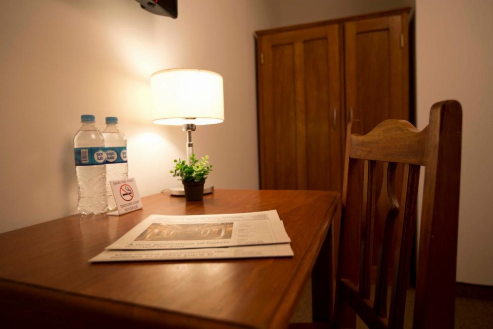 Room image 3